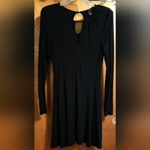 Forever 21 black long-sleeve keyhole dress.
